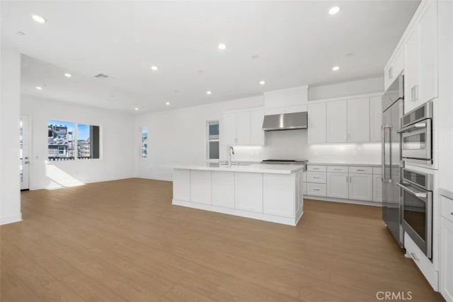 125 Seep, Irvine, CA 92618
