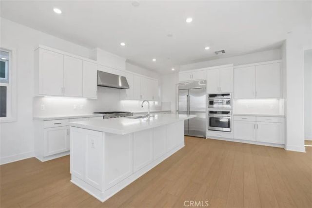 125 Seep, Irvine, CA 92618