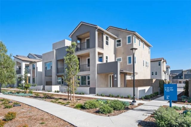 125 Seep, Irvine, CA 92618