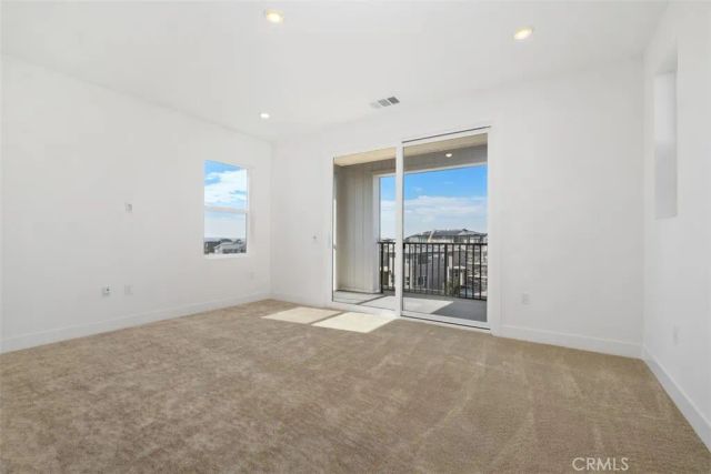 125 Seep, Irvine, CA 92618