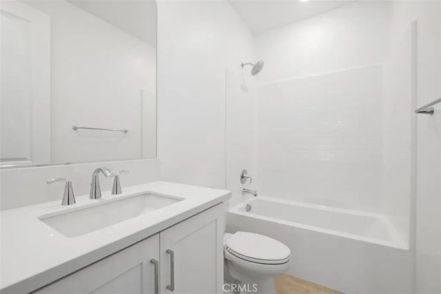 125 Seep, Irvine, CA 92618