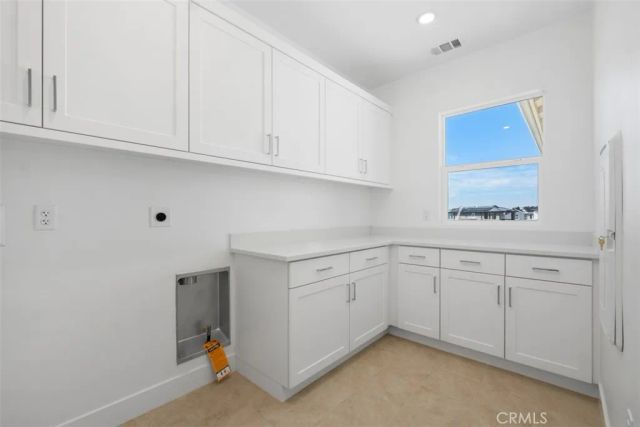 125 Seep, Irvine, CA 92618