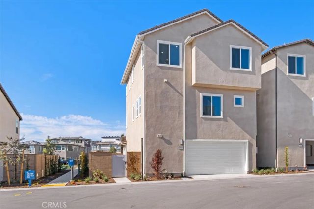 125 Seep, Irvine, CA 92618