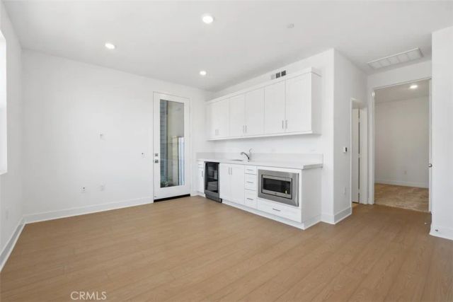 125 Seep, Irvine, CA 92618