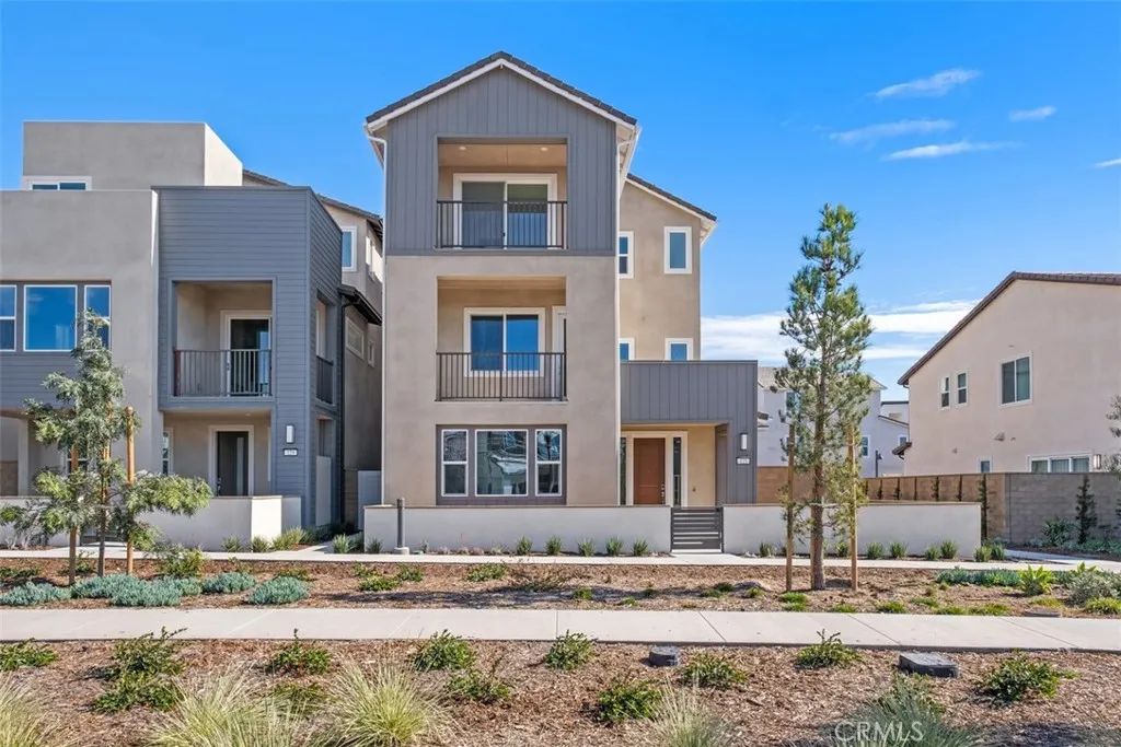 125 Seep, Irvine, CA 92618