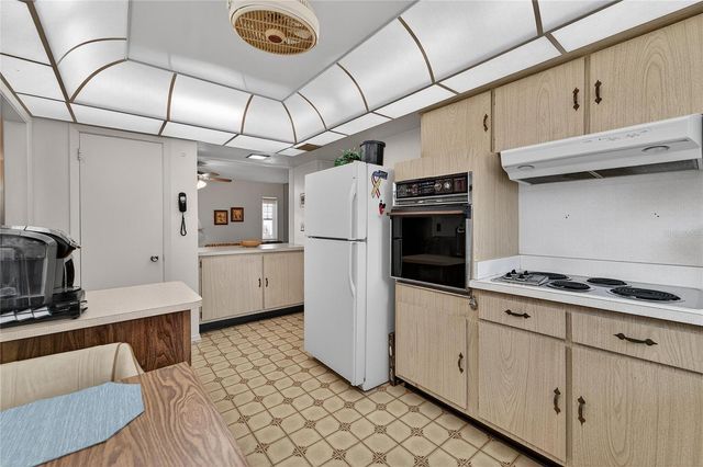 1607 COUNCIL DRIVE, Sun City Center, FL 33573