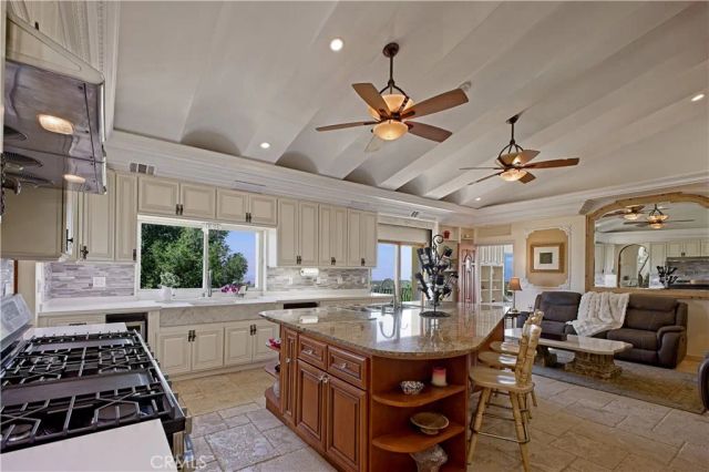 17392 LOS ALISOS, Lake Elsinore, CA 92530