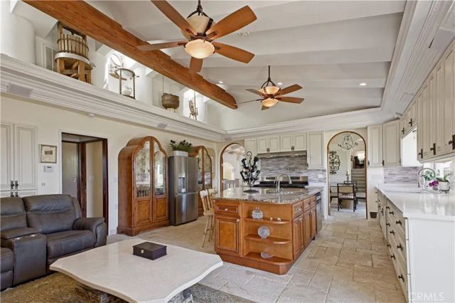 17392 LOS ALISOS, Lake Elsinore, CA 92530
