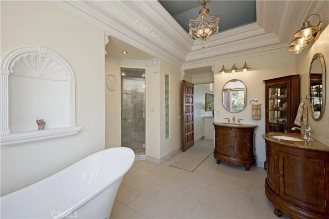17392 LOS ALISOS, Lake Elsinore, CA 92530