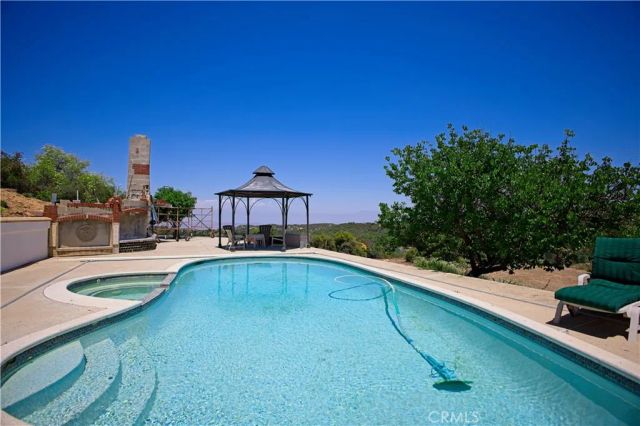 17392 LOS ALISOS, Lake Elsinore, CA 92530