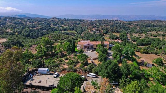 17392 LOS ALISOS, Lake Elsinore, CA 92530