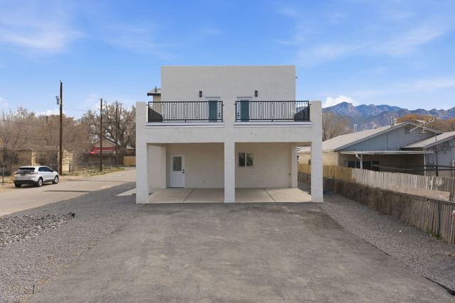 1000 Calle San Lorenzo, Bernalillo, NM 87004