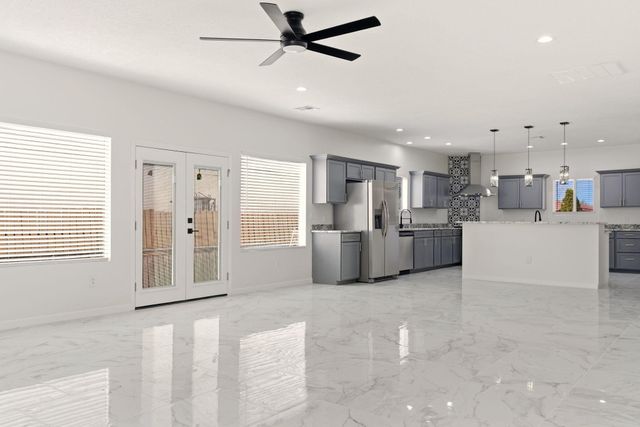 1000 Calle San Lorenzo, Bernalillo, NM 87004
