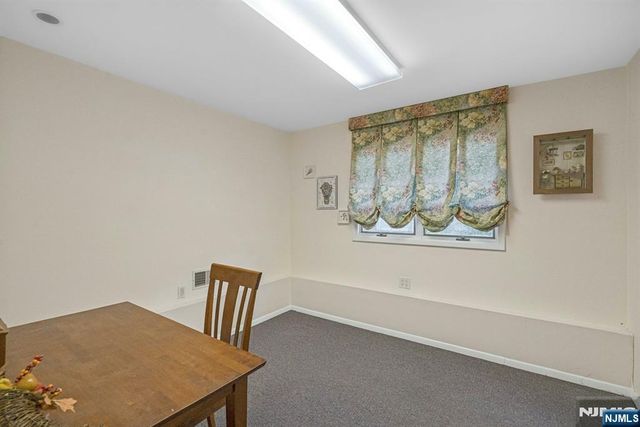 805 Washburn Street, Teaneck, NJ 07666