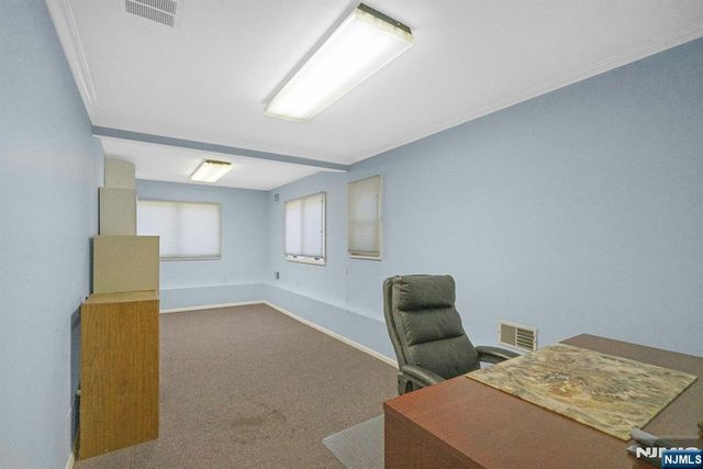 805 Washburn Street, Teaneck, NJ 07666