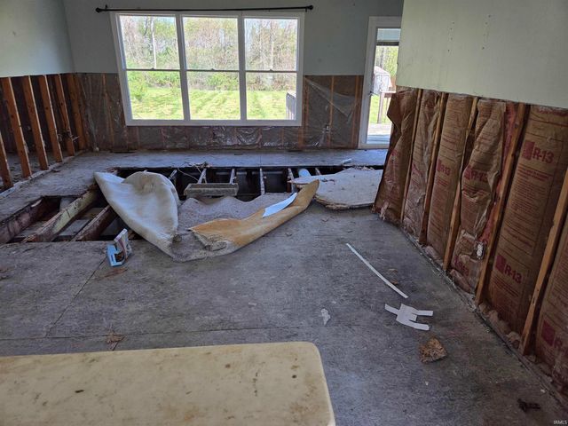 25945 Heatherfield Drive, Elkhart, IN 46514