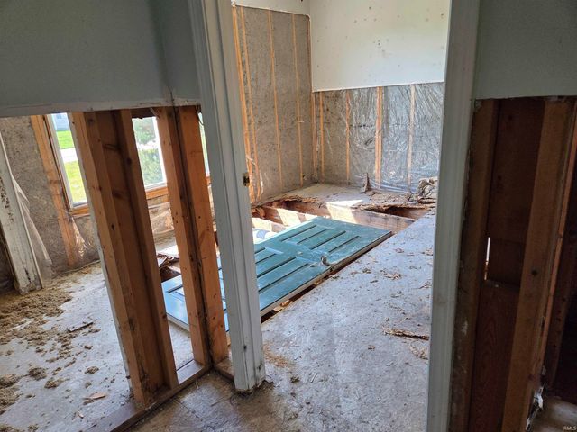 25945 Heatherfield Drive, Elkhart, IN 46514