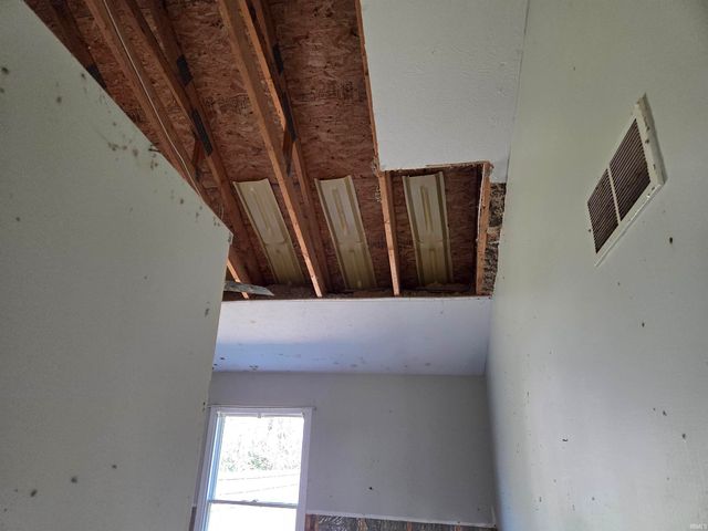 25945 Heatherfield Drive, Elkhart, IN 46514