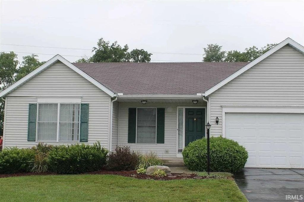 25945 Heatherfield Drive, Elkhart, IN 46514