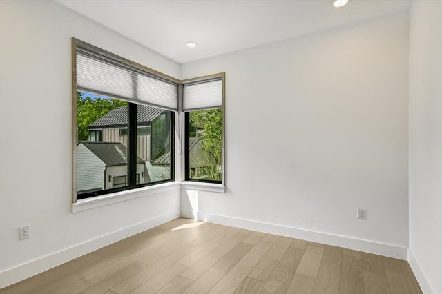 1712 Nash Ave A, Austin, TX 78704