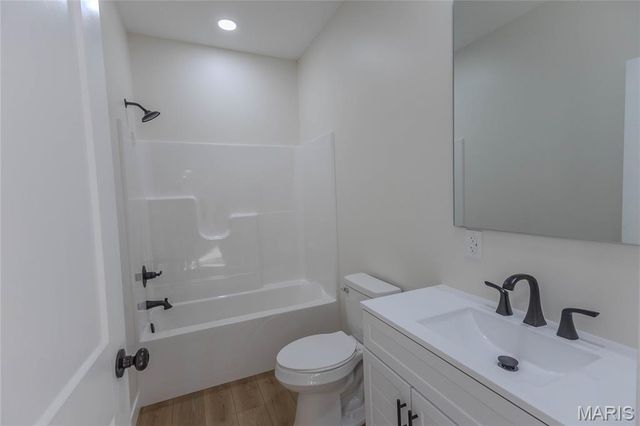 11290 Green Acres Trail, Hannibal, MO 63401