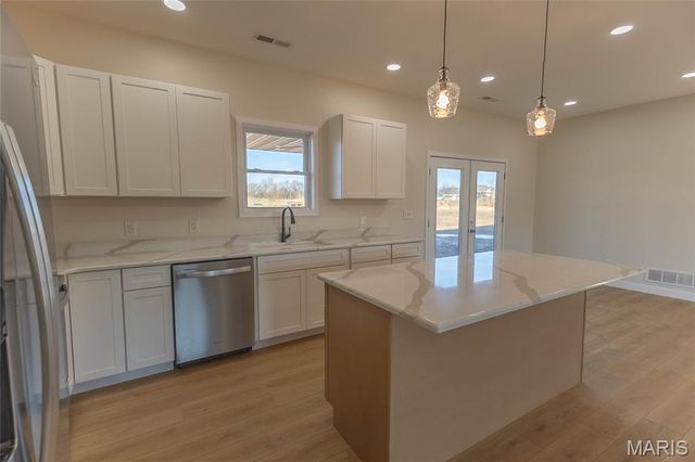 11290 Green Acres Trail, Hannibal, MO 63401