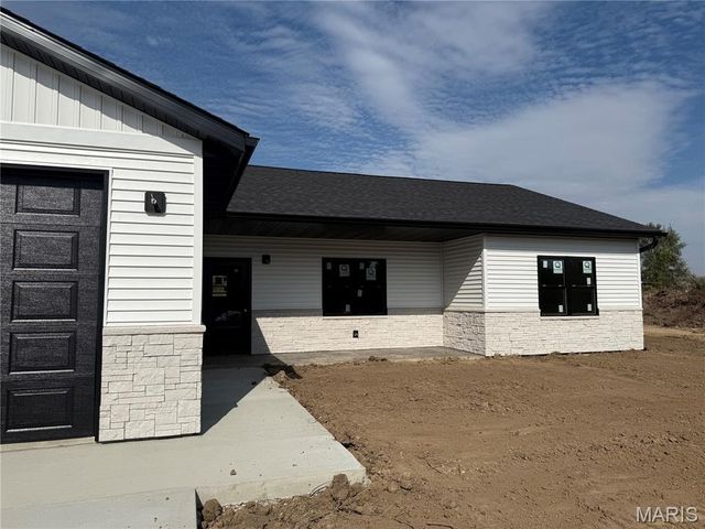 11290 Green Acres Trail, Hannibal, MO 63401