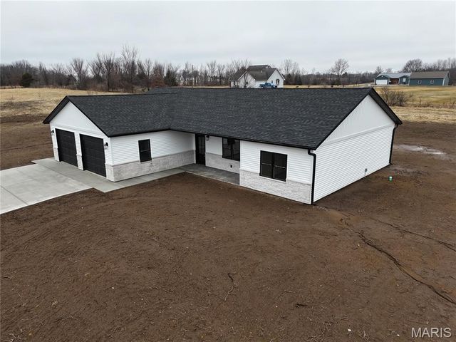 11290 Green Acres Trail, Hannibal, MO 63401