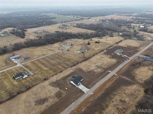 11290 Green Acres Trail, Hannibal, MO 63401