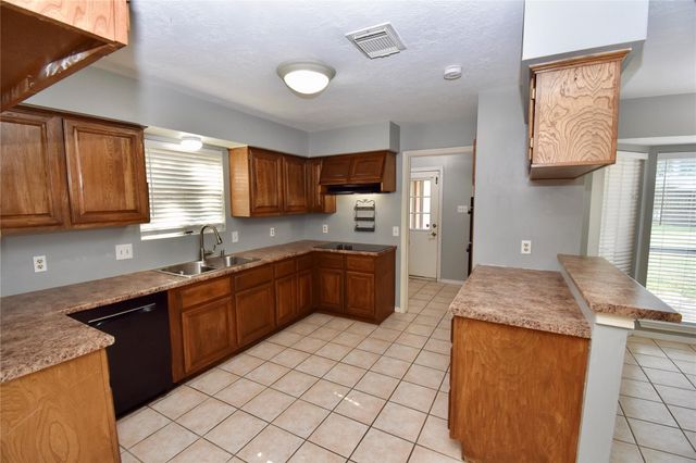 3638 Lost Oak Drive, Spring, TX 77388