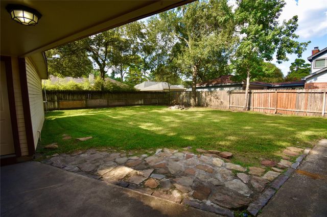 3638 Lost Oak Drive, Spring, TX 77388