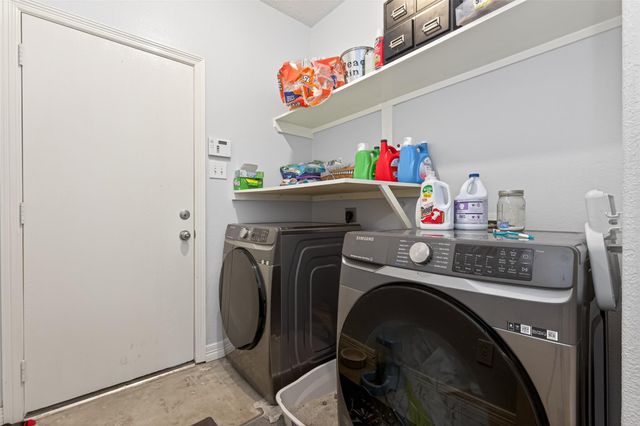 155 Horn Court, Baytown, TX 77523