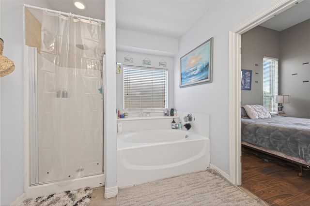 155 Horn Court, Baytown, TX 77523