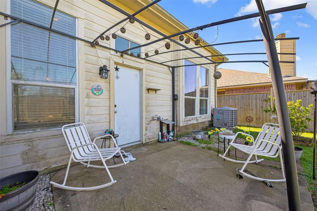 155 Horn Court, Baytown, TX 77523