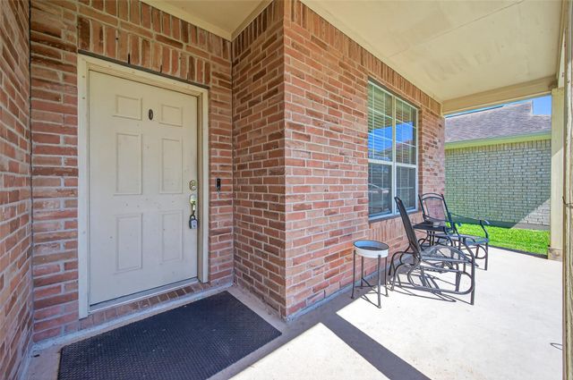 155 Horn Court, Baytown, TX 77523