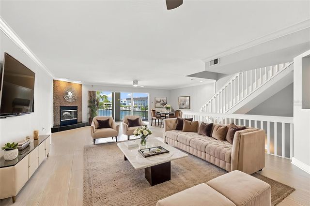 152 117TH AVENUE, Treasure Island, FL 33706