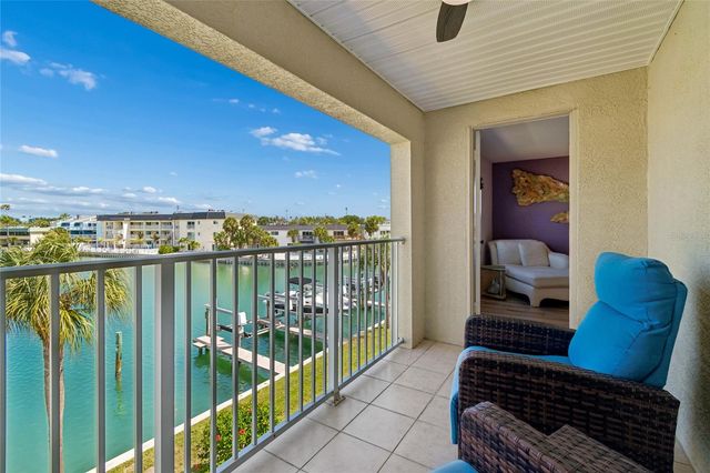152 117TH AVENUE, Treasure Island, FL 33706