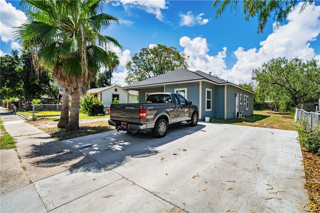 4205 Molina Dr, Corpus Christi, TX 78416