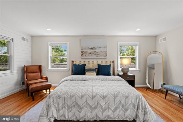 5612 OVERLEA ROAD, Bethesda, MD 20816