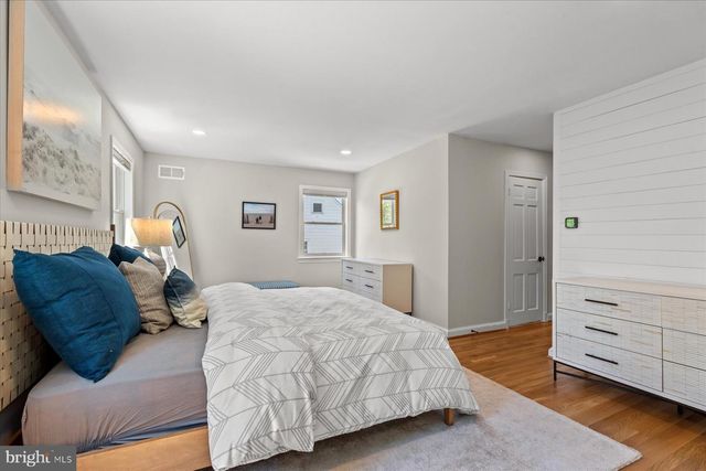 5612 OVERLEA ROAD, Bethesda, MD 20816