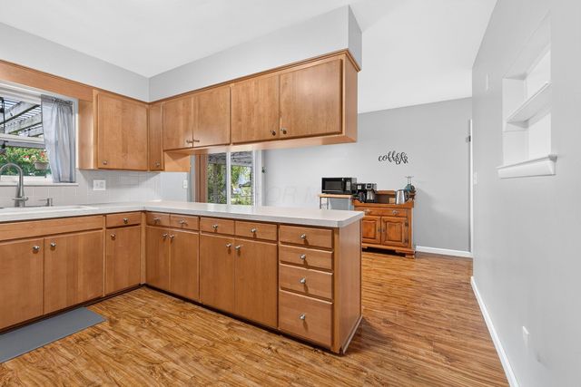 1332 Bronwyn Avenue, Columbus, OH 43204