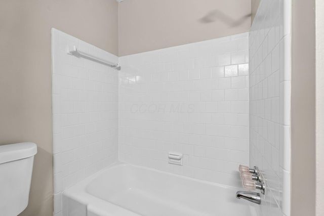 1332 Bronwyn Avenue, Columbus, OH 43204