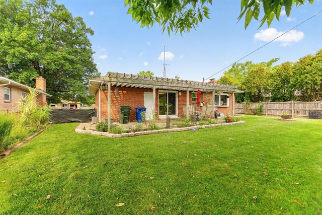 1332 Bronwyn Avenue, Columbus, OH 43204