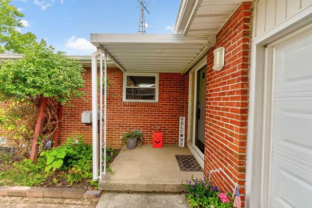 1332 Bronwyn Avenue, Columbus, OH 43204