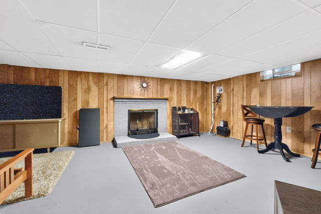 1332 Bronwyn Avenue, Columbus, OH 43204