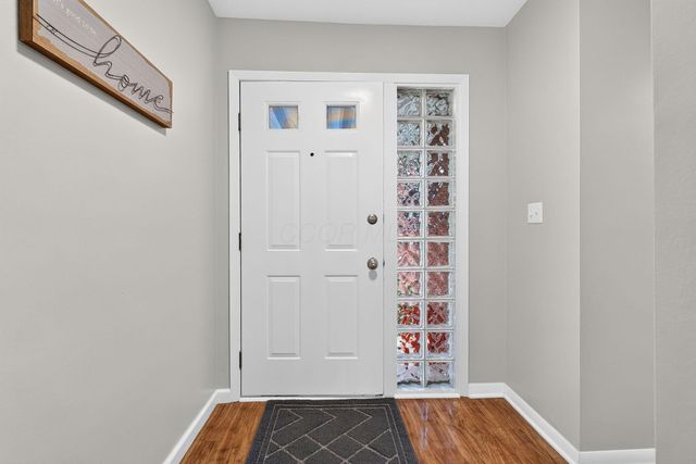 1332 Bronwyn Avenue, Columbus, OH 43204