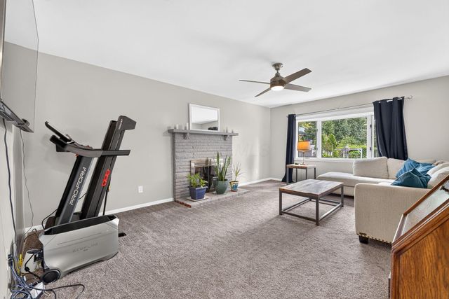 1332 Bronwyn Avenue, Columbus, OH 43204