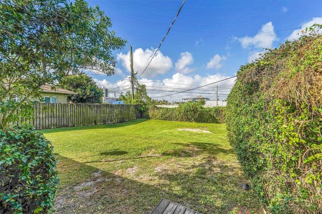 4681 SW 43rd Terrace, Fort Lauderdale, FL 33314