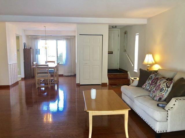45 Nassau Drive 45, Springfield, MA 01129