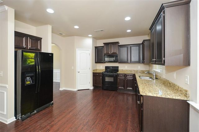 134 Grove Meadow Drive, Acworth, GA 30101